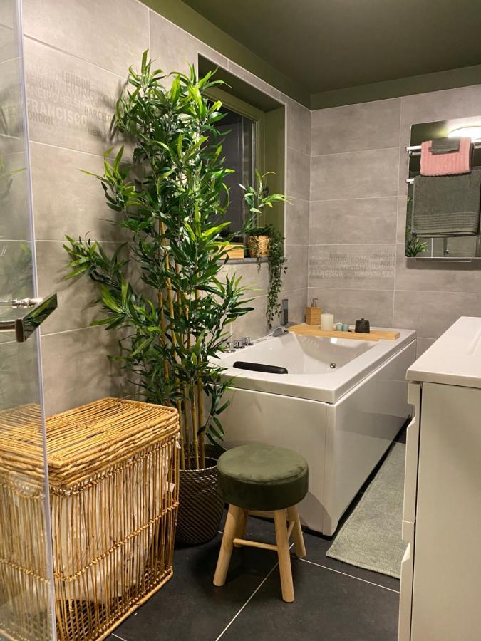 나무르 Maisonnette Les Garages 빌라 외부 사진